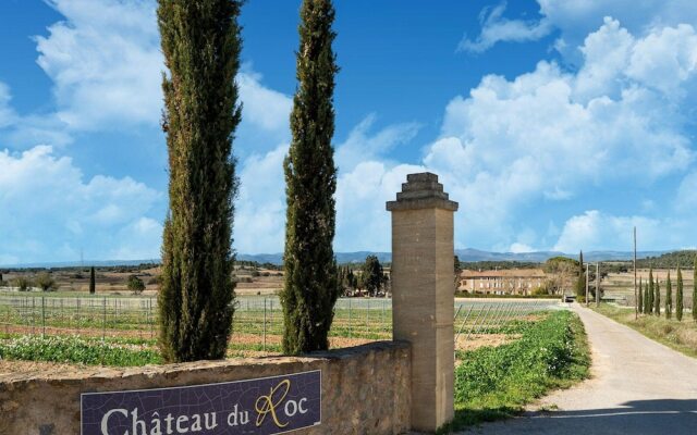 Villa in Montbrun With Pool and Mountain Views