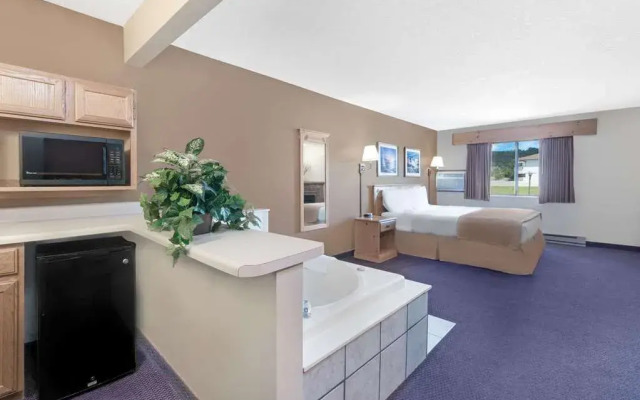 Super 8 By Wyndham Chamberlain Sd