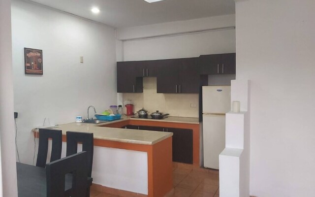 Nicolas Place B12 -beautiful Studio Apartment Excellent Location