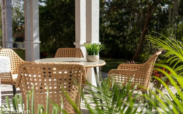 Magical Themed 3BR Townhouse Near the Parks