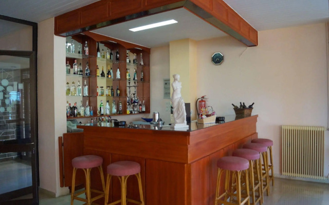 Hotel Brati - Arcoudi