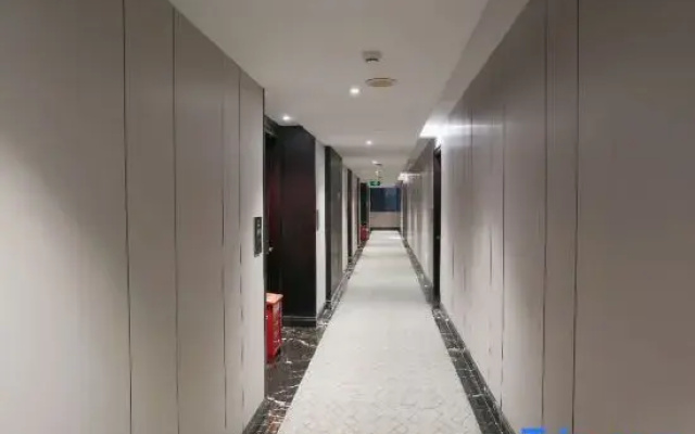 Super 8 Hotel (Leqing Liushi)