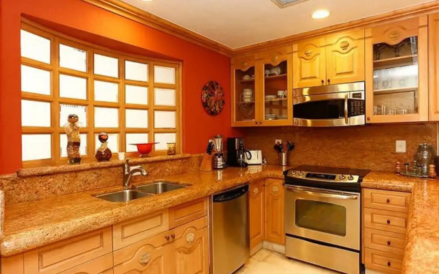 Upgraded Villa La Estancia W/view