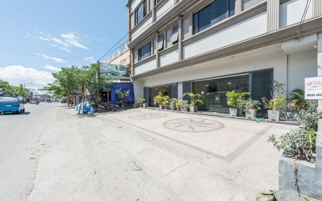 Airy Siranindi Sis Al Jufri 17 Palu