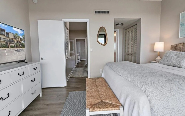 Island House A209 2 Bedroom Condo by RedAwning