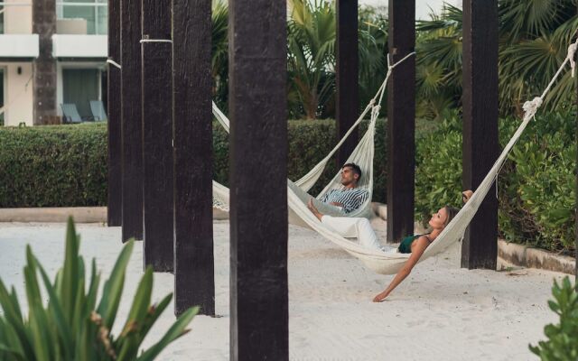 MareAzul Apartment 631 by Realty Group