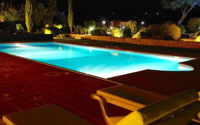 3 BR Villa Limni