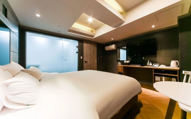 Changwon Sangnamdong Hotel JM