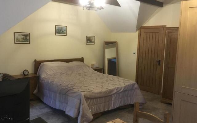 Woodleighton Cottages