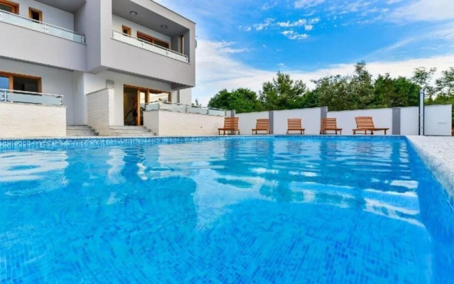 Villa Magy