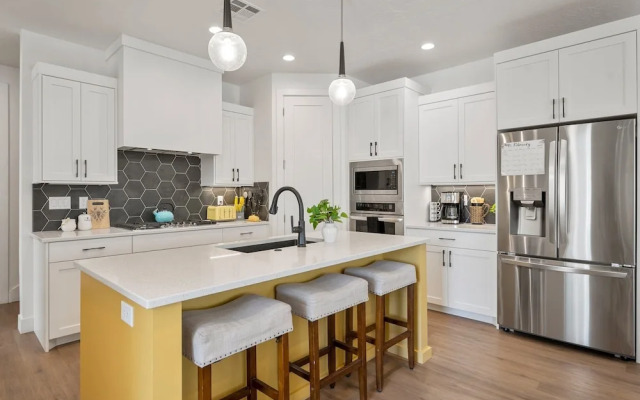 Beech Bungalow 5 Bedroom Townhouse