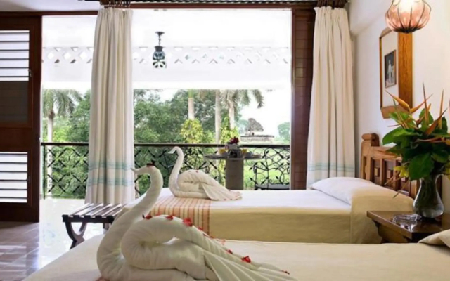 Mayaland Hotel & Bungalows