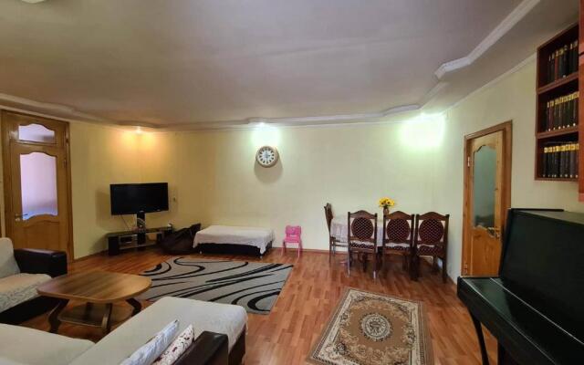 FG აპარტ ჰოტელი / FG Apart Hotel