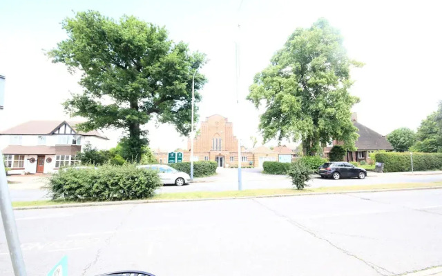 Ickenham House