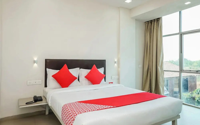 OYO 24792 Hotel Heramb