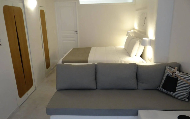 Amaze Suites