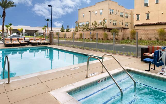 Hampton Inn & Suites Buena Park