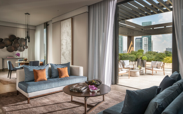 Отель Four Seasons Bangkok at Chao Phraya River