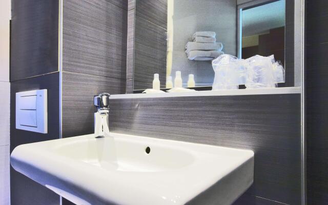 Kyriad Bordeaux- Lormont