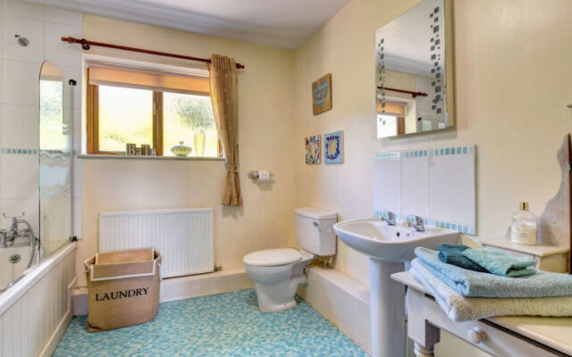 Holiday Home Maes Pennant