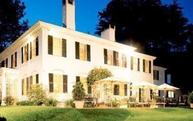 Home Hill Inn