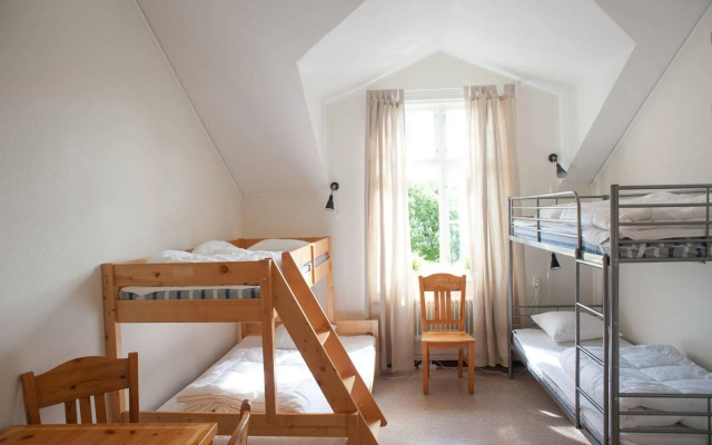 Ronneby Brunnspark Vandrarhem och B&B - Hostel