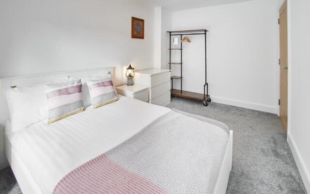 Host Stay Spindrift