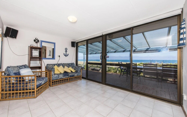 Summer Salt - Stunning View of the Bay