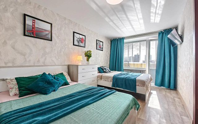 Jet2Day на улице Кpылoва