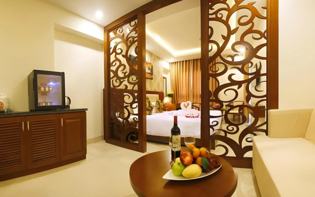 Delicate Hotel