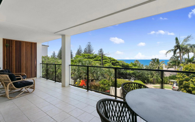 Oceanbreeze at Sunshine Beach