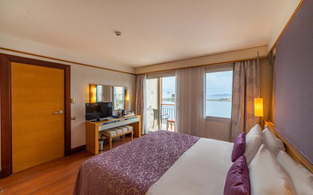 Kefaluka Resort