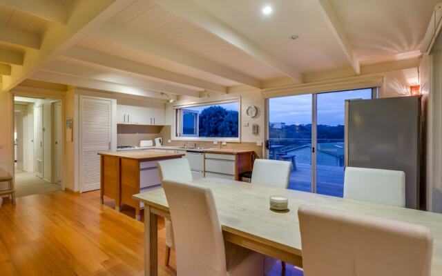 Banksia Back Beach House