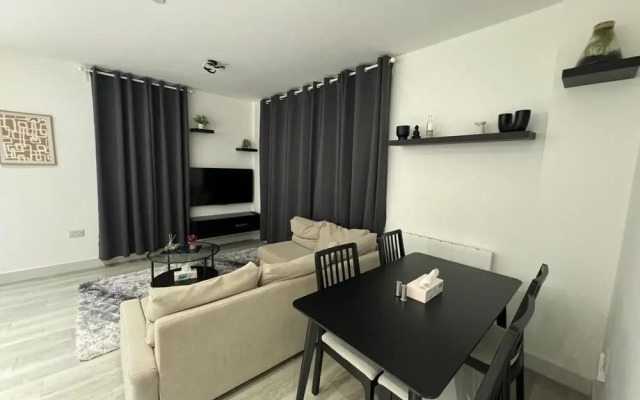 1 Bed-sleeps 4-town Centre-10 min to Ascot- Pets
