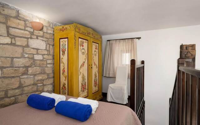 Beautiful Villa Near Sea in Kamilari