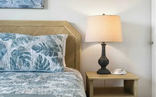 Relaxing 9th Hole View For 6!