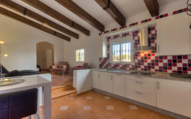 Villa Damara