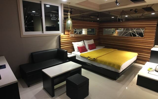 Palgong AA Motel