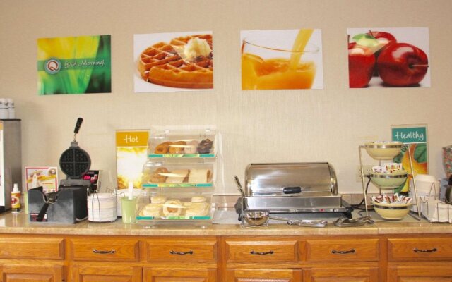 Quality Inn Hays I-70