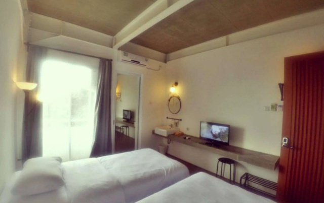 Hotel Bukit Juanda – Guest Rooms – Bandung