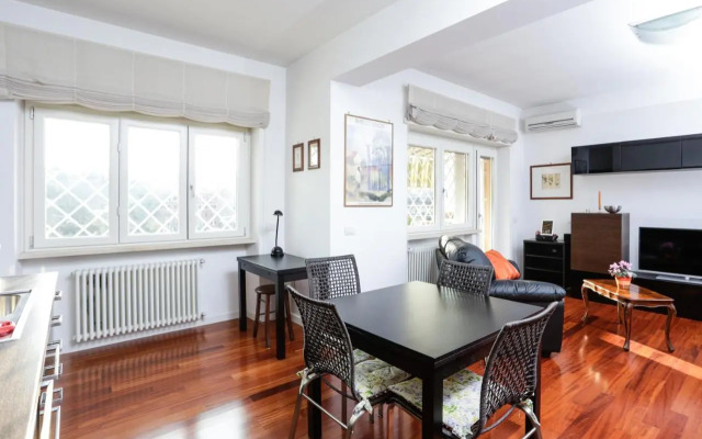 St. Peter Terrace Apartment