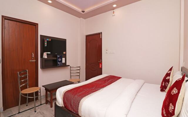 Oyo 13136 Hotel Taj Ansh 2