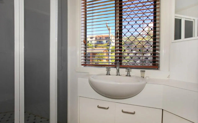 Unit 9 'Coolum Blueseas', Coolum Beach