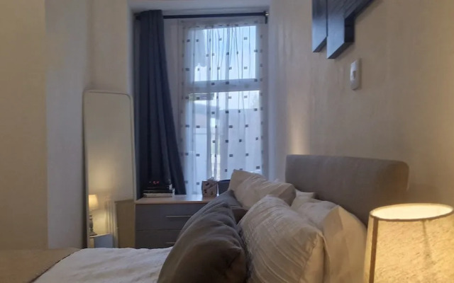 Spacious 1 Br Lincoln City Centre & Amenities, Free Parking