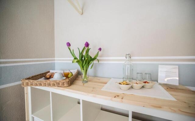 B&B Lakeview