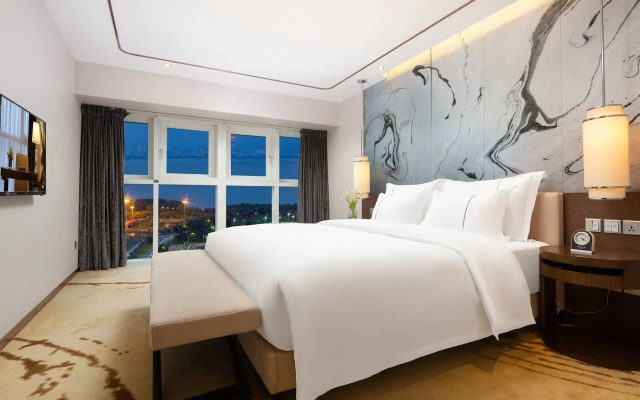 Shenzhen Bay Hisoar Hotel