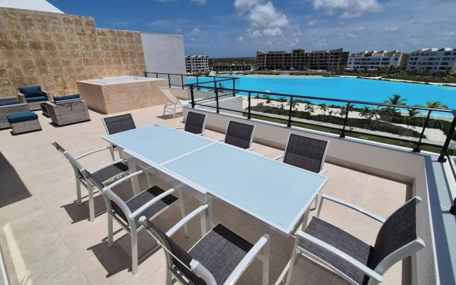 Luxury Beach Penthouse Jacuzzi & Lagoon View