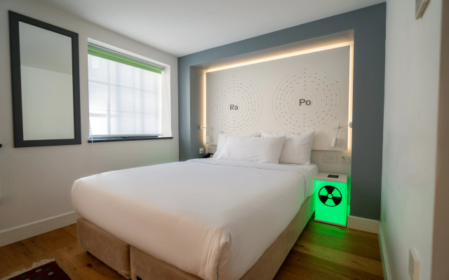Limehouse Library Hotel