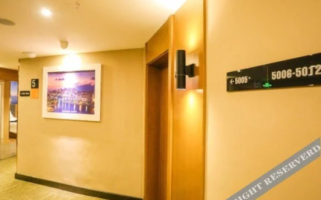Yeste Hotel (Yingshan Hot Spring)