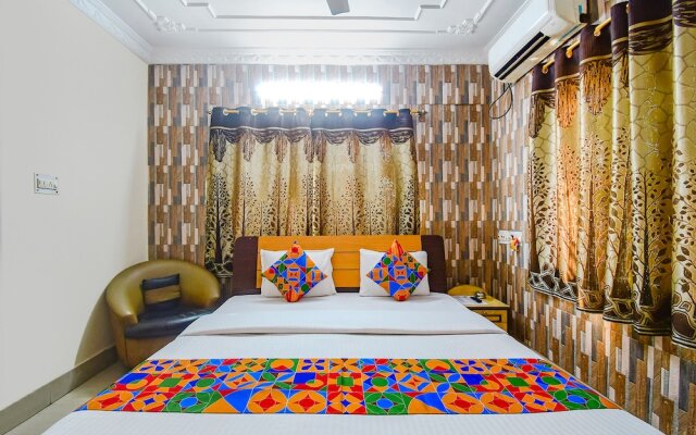 Fabexpress Heritage Inn